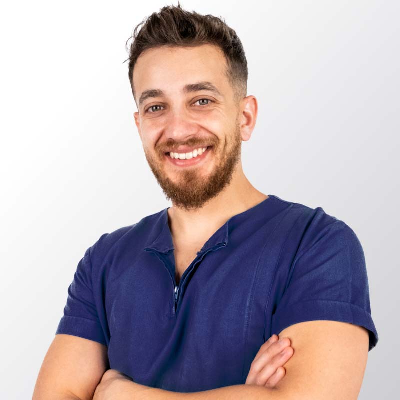 https://www.dentaflyklinik.com/wp-content/uploads/2025/01/dt-sukru-bugra.jpg