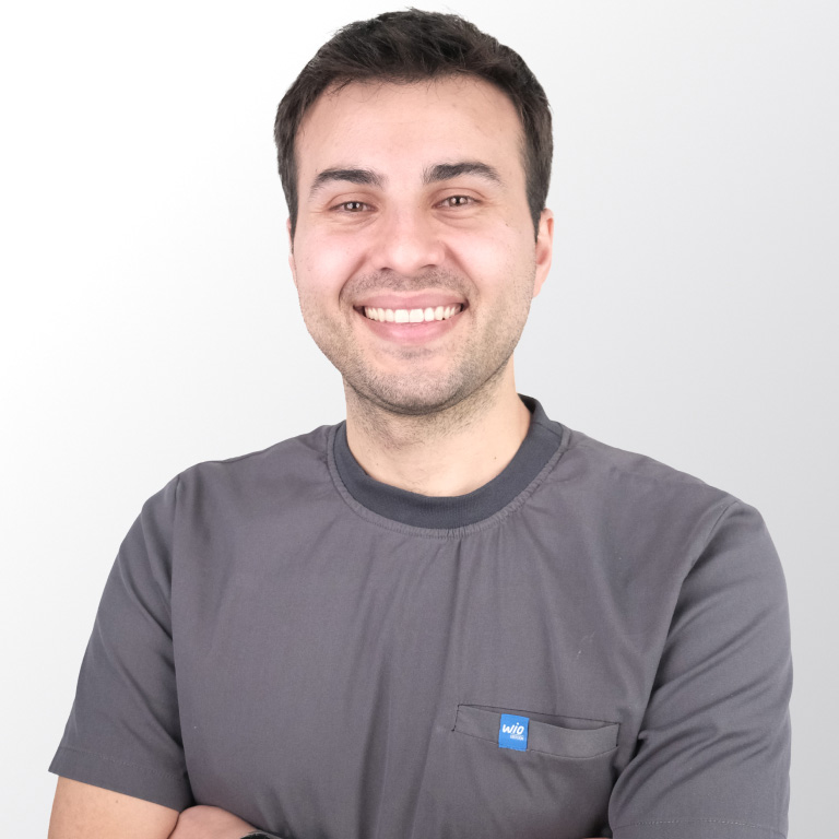 https://www.dentaflyklinik.com/wp-content/uploads/2025/04/dt-sinan-taylan-yaman.jpg